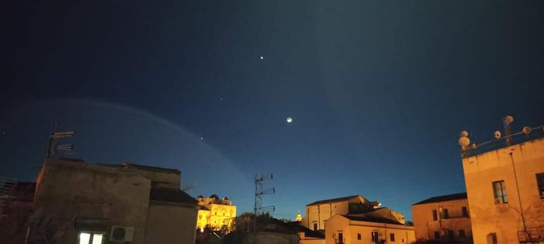 Sofia'S Apt Loft Incantevole Con Terrazza Privata ปาแลร์โม ภายนอก รูปภาพ