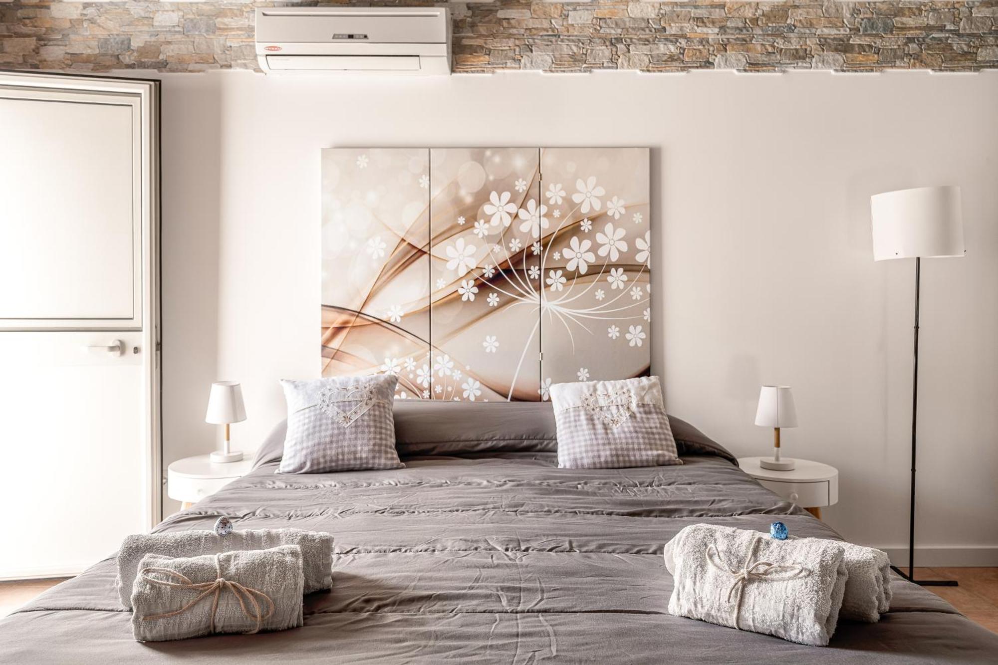 Sofia'S Apt Loft Incantevole Con Terrazza Privata ปาแลร์โม ภายนอก รูปภาพ